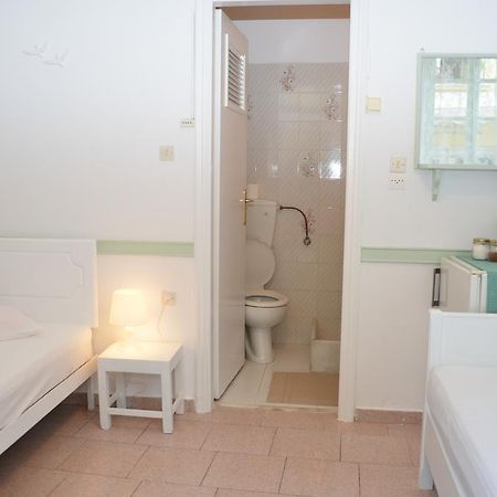 Aegli Rooms Tínos Habitación foto
