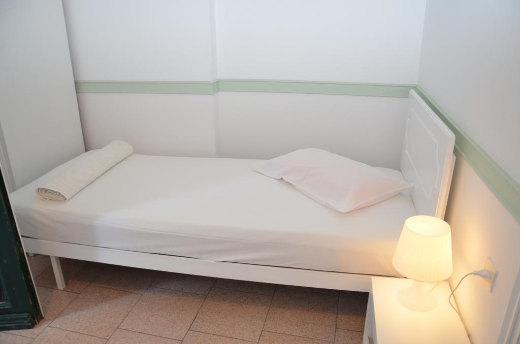 Aegli Rooms Tínos Habitación foto